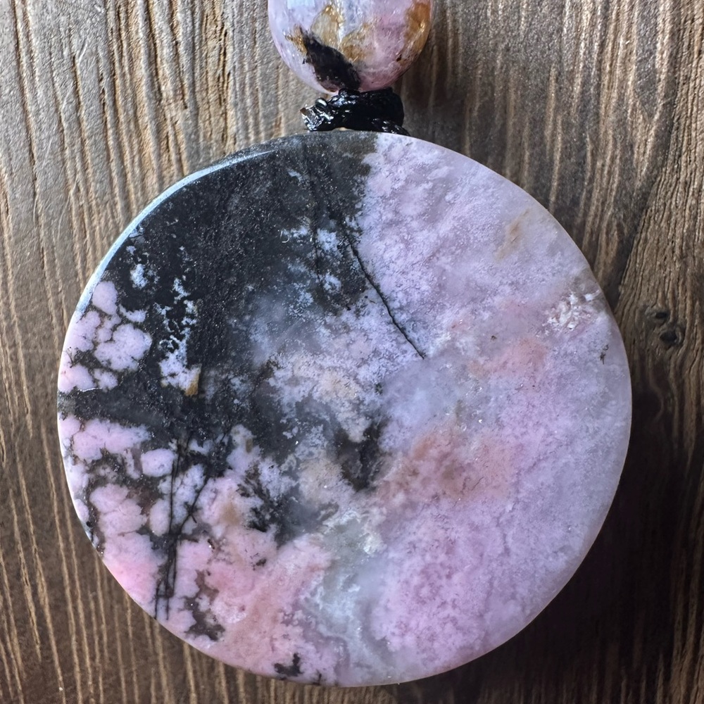 Icy Rhodonite Landscape and Flowers Pendant Necklace on Black Adjustable Rope - Picture 12 of 16